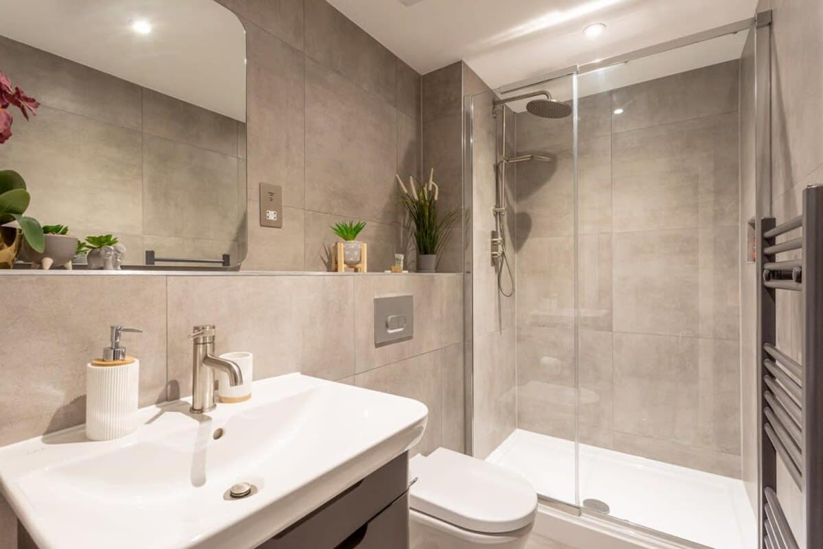 Stayzeni, Ouse Court Fantastic 2 Bed Flat Apartment York